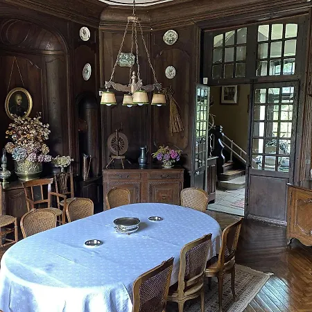 Chateau Du Bois-riou